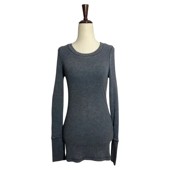 Free People • Studded Cuff Thermal Acid Wash Charcoal Gray S ASO Bella Swan - Picture 3 of 13